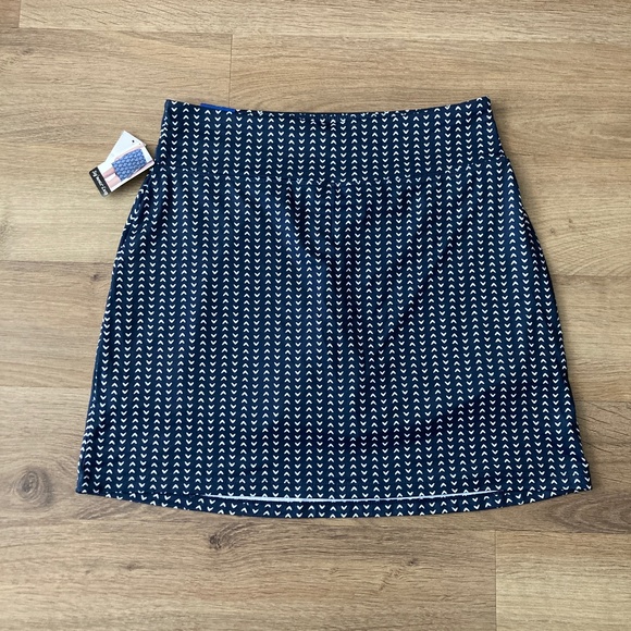 NWT Seg’ments Luxe Skort - L - Picture 1 of 12